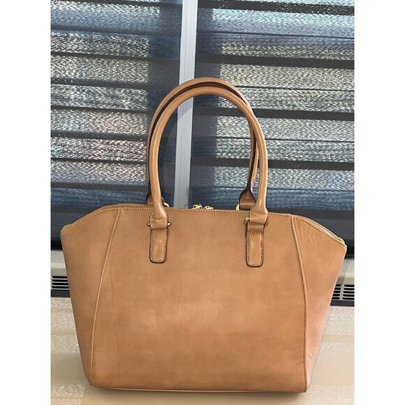 Sale! Charming Charlie Beige / Tan Color
Structure Hand Bag NWOT - Picture 3 of 13